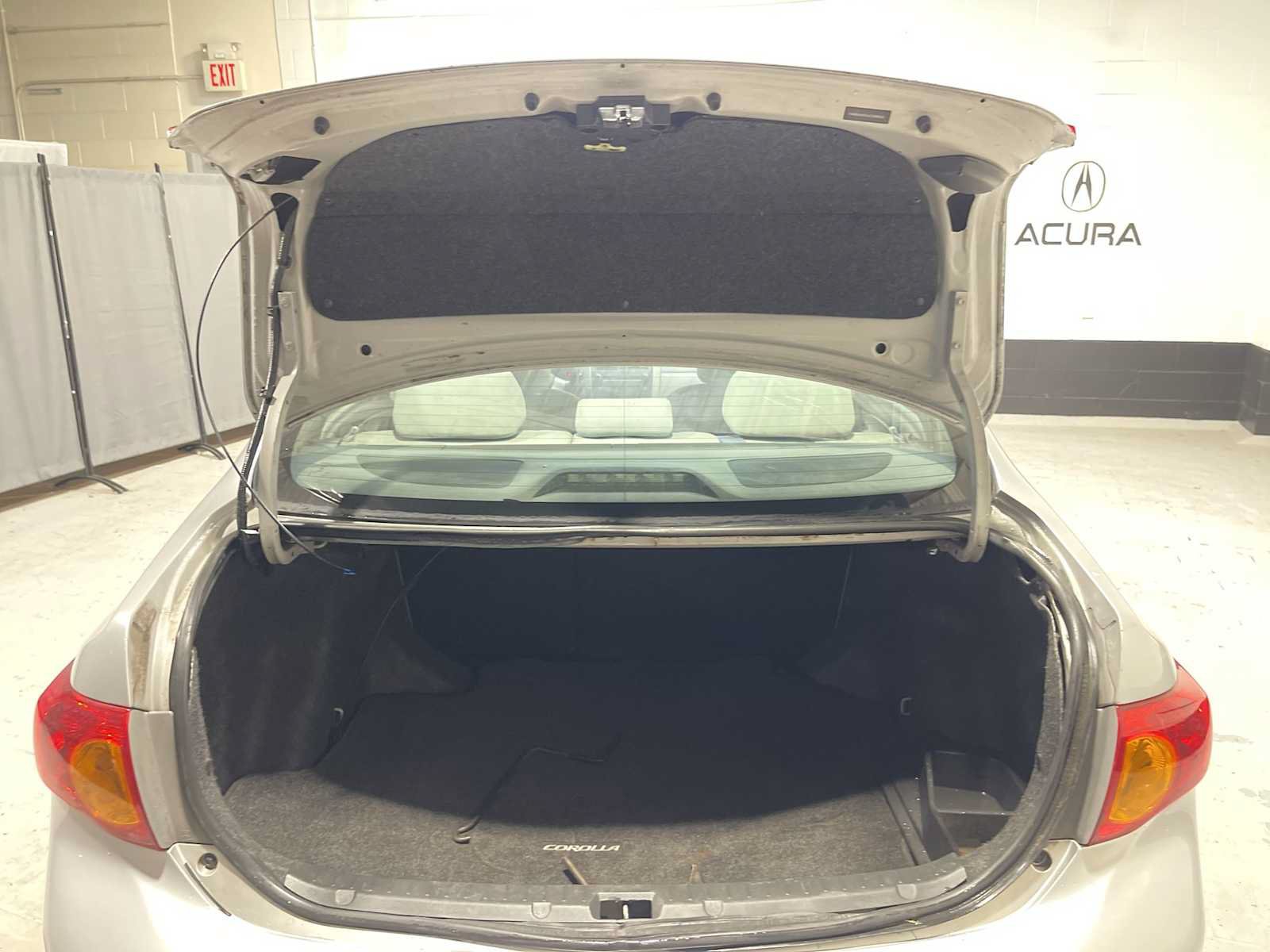 Used 2010 Toyota Corolla LE FWD image 19