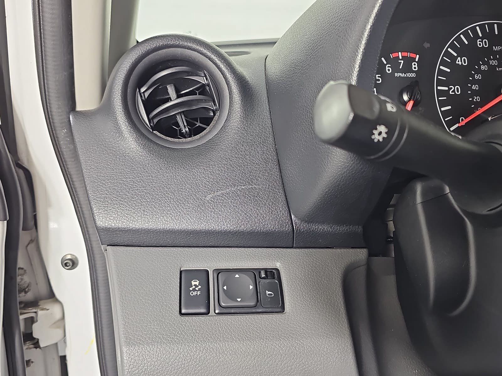 Used 2020 Nissan NV200 SV FWD image 23