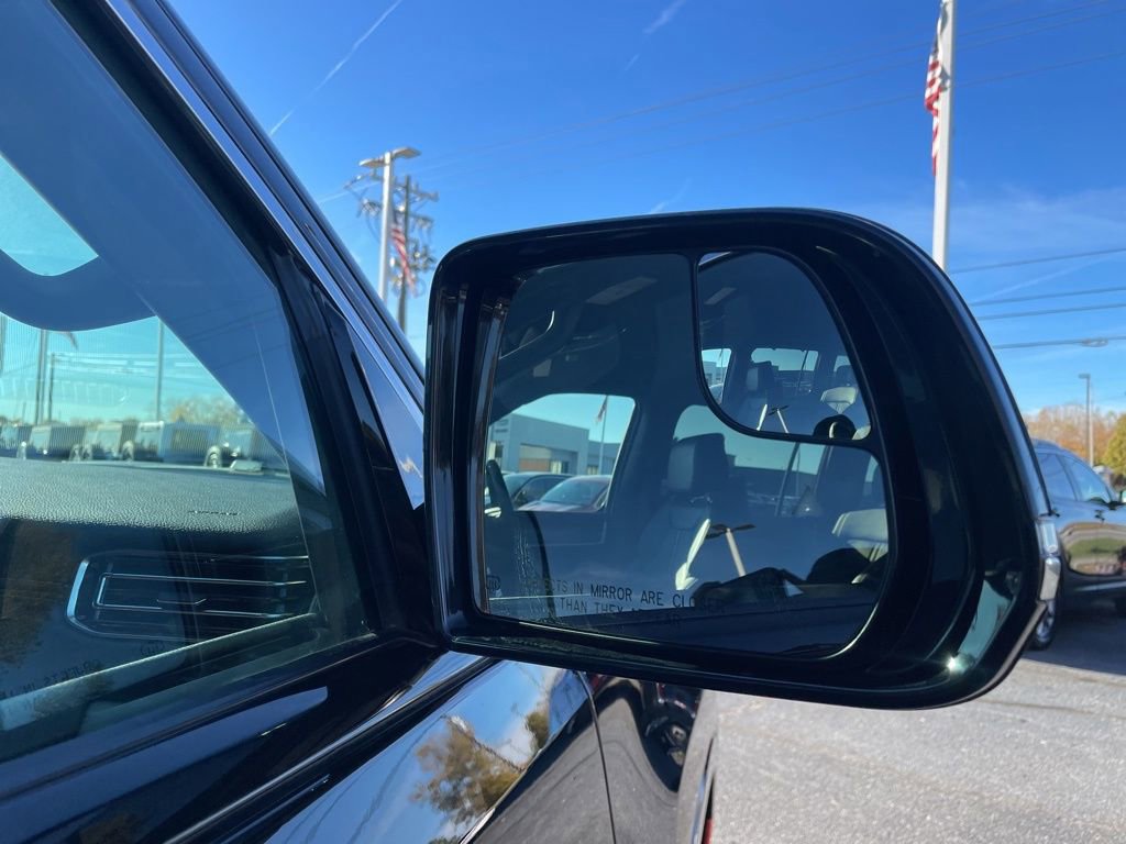 New 2024 Jeep Wagoneer L Series III w/ Premium Group I image 16