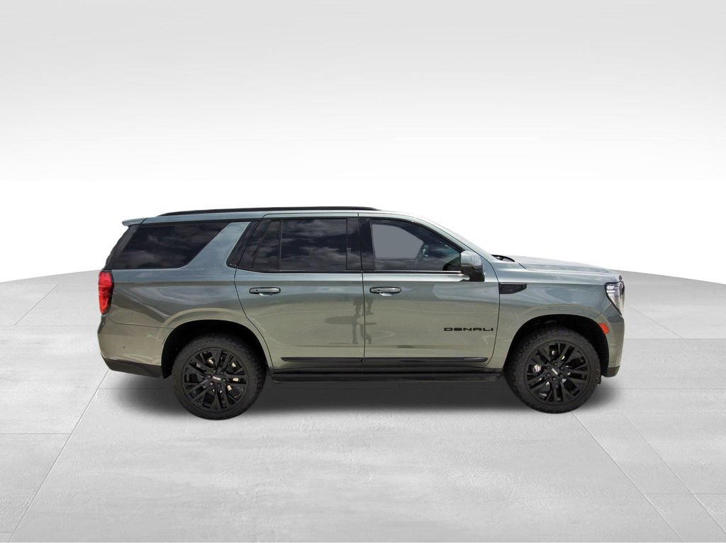 Used 2024 GMC Yukon Denali Ultimate AWD/4WD image 5