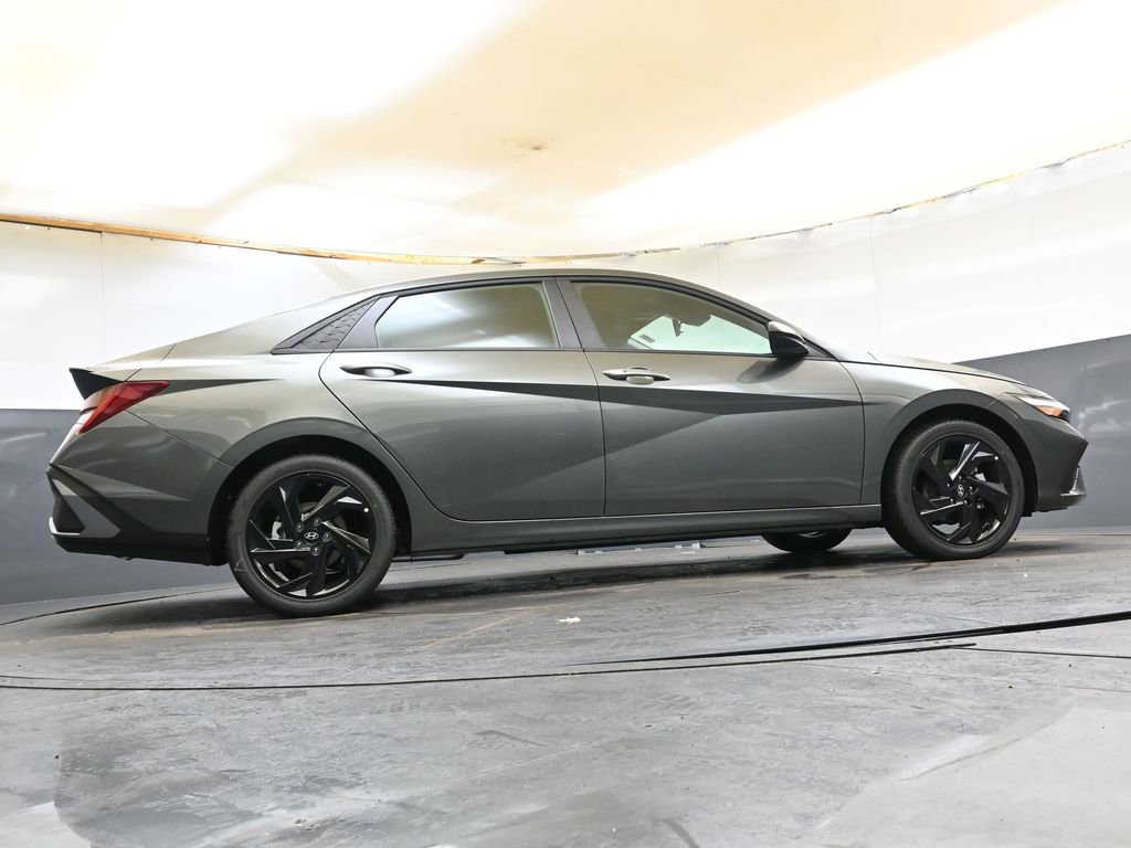 New 2026 Hyundai Elantra Sport w/ Cargo Package FWD image 44