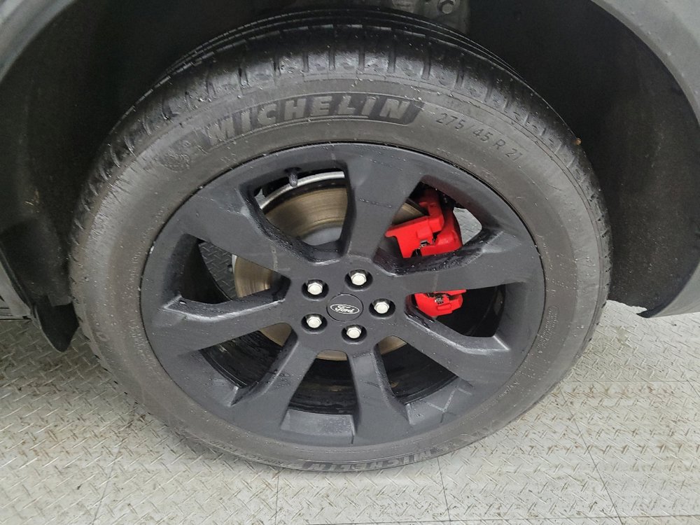 Used 2020 Ford Explorer ST w/ ST Street Pack image 31