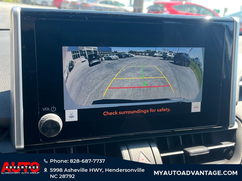 Used 2024 Toyota RAV4 XLE w/ Convenience Package image 15