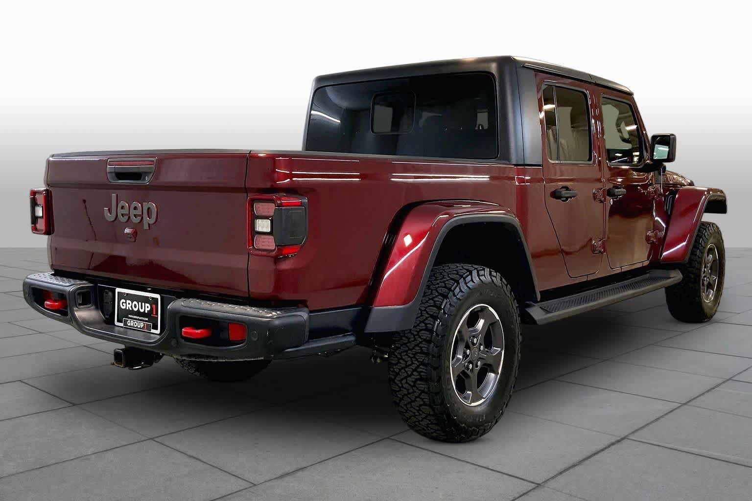 Used 2021 Jeep Gladiator Rubicon AWD/4WD image 12