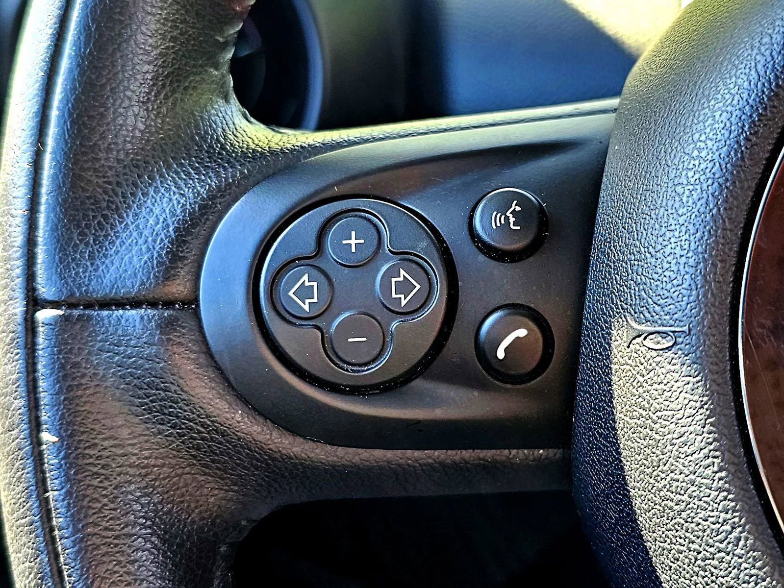 Used 2014 MINI Cooper Paceman S image 17