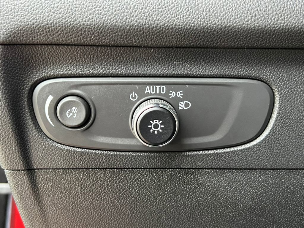 Used 2023 Buick Envision Preferred w/ Sport Touring Package image 21