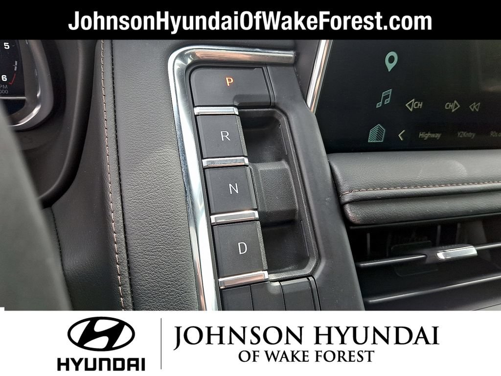 Used 2023 Chevrolet Tahoe High Country w/ Advanced Technology Package AWD/4WD image 4