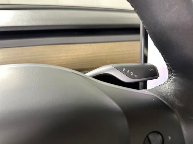 Used 2023 Tesla Model 3 Standard Range image 17