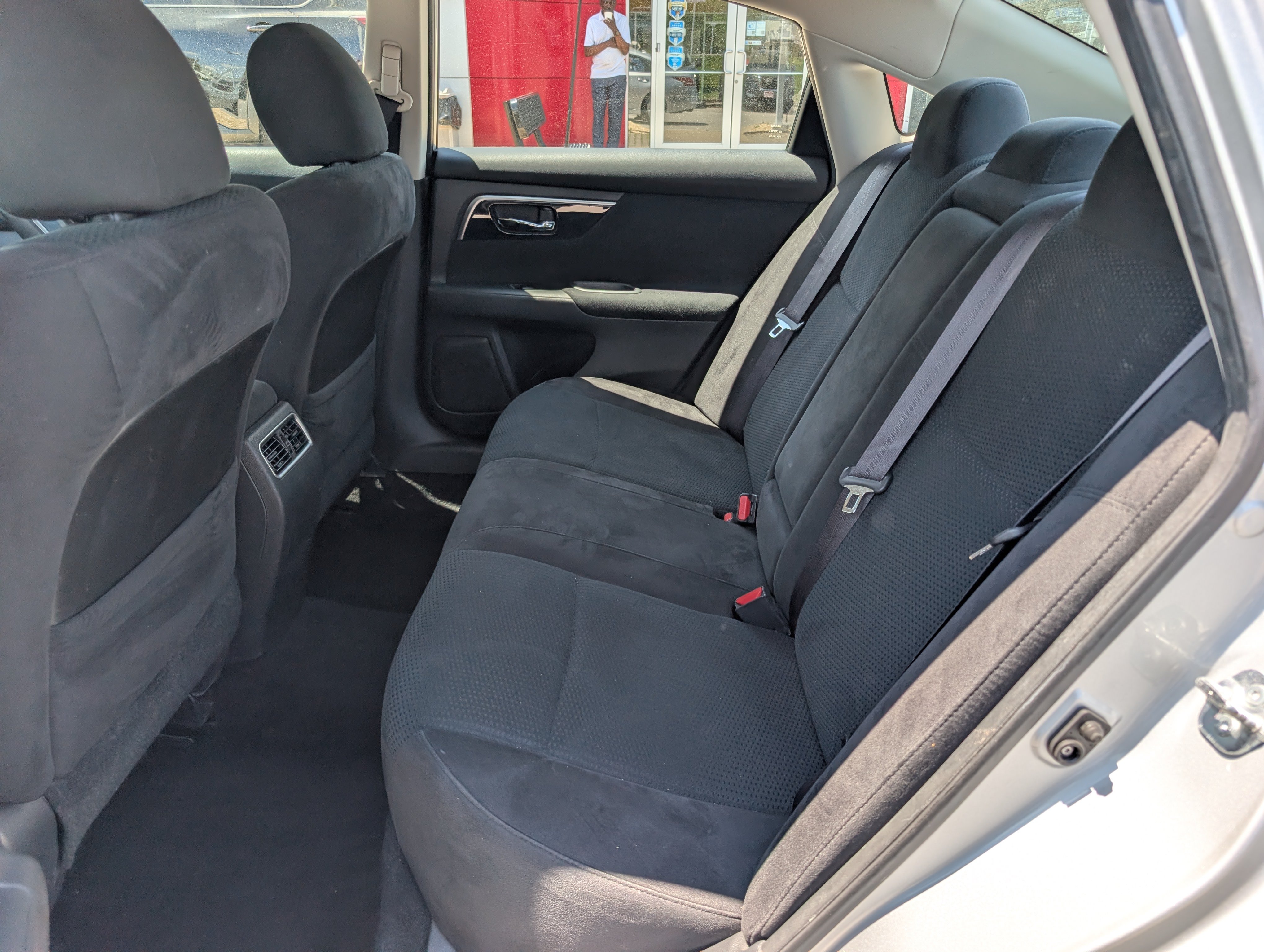 Used 2014 Nissan Altima 2.5 SV w/ Convenience Package FWD image 13