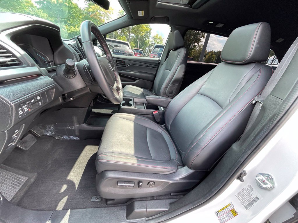 Certified 2024 Honda Odyssey Sport image 26