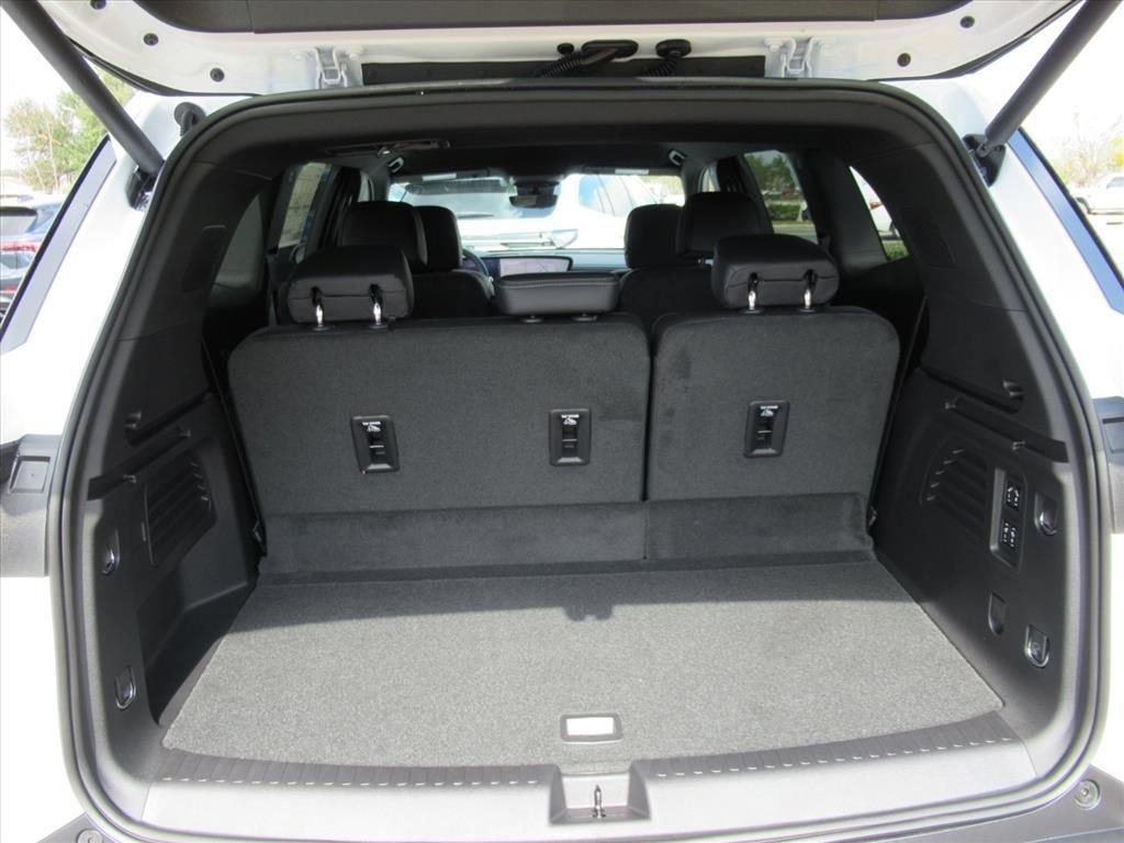 New 2026 Buick Enclave Preferred w/ Power Package FWD image 26