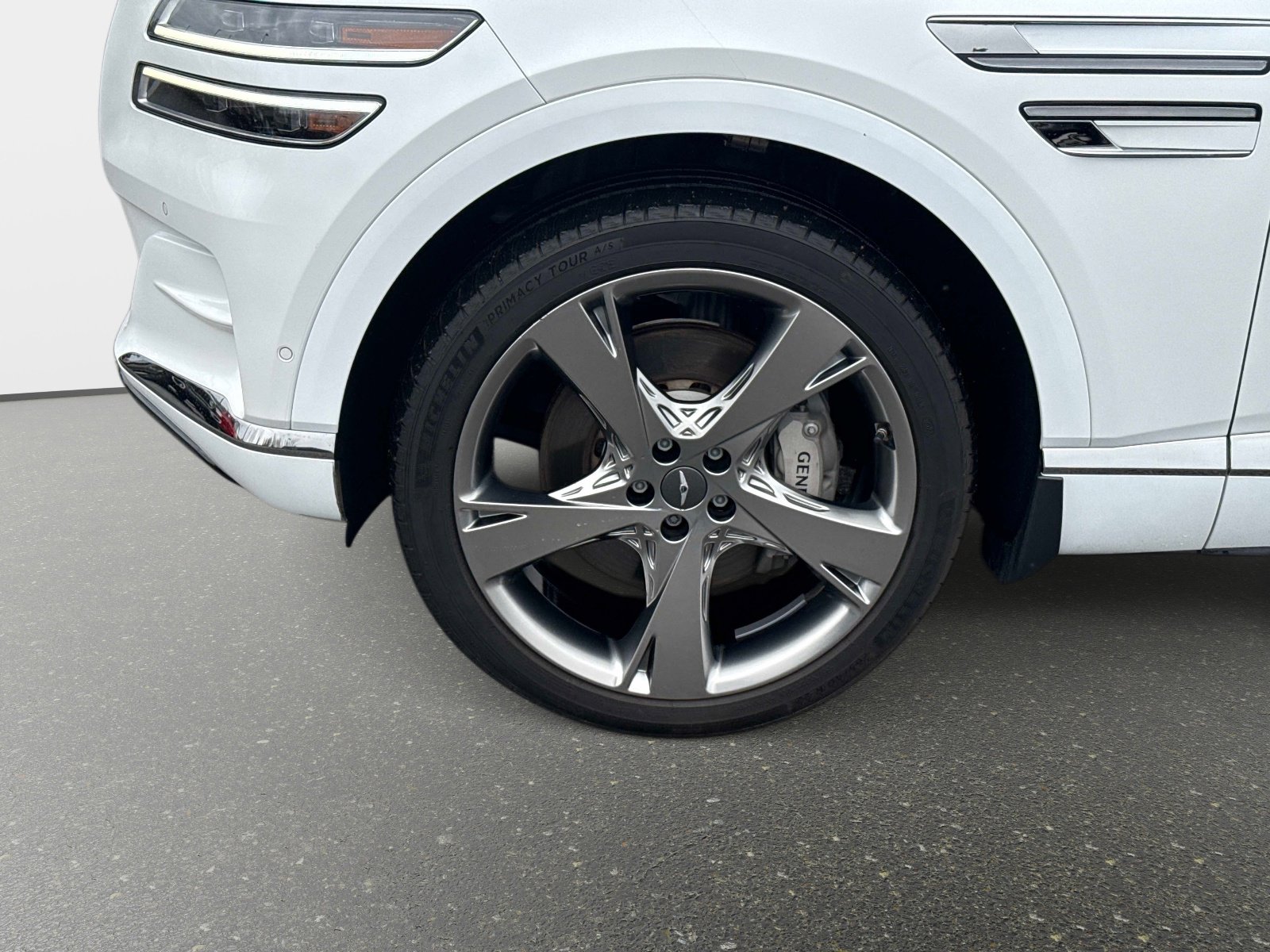 Used 2024 Genesis GV80 2.5T w/ Prestige Package image 12