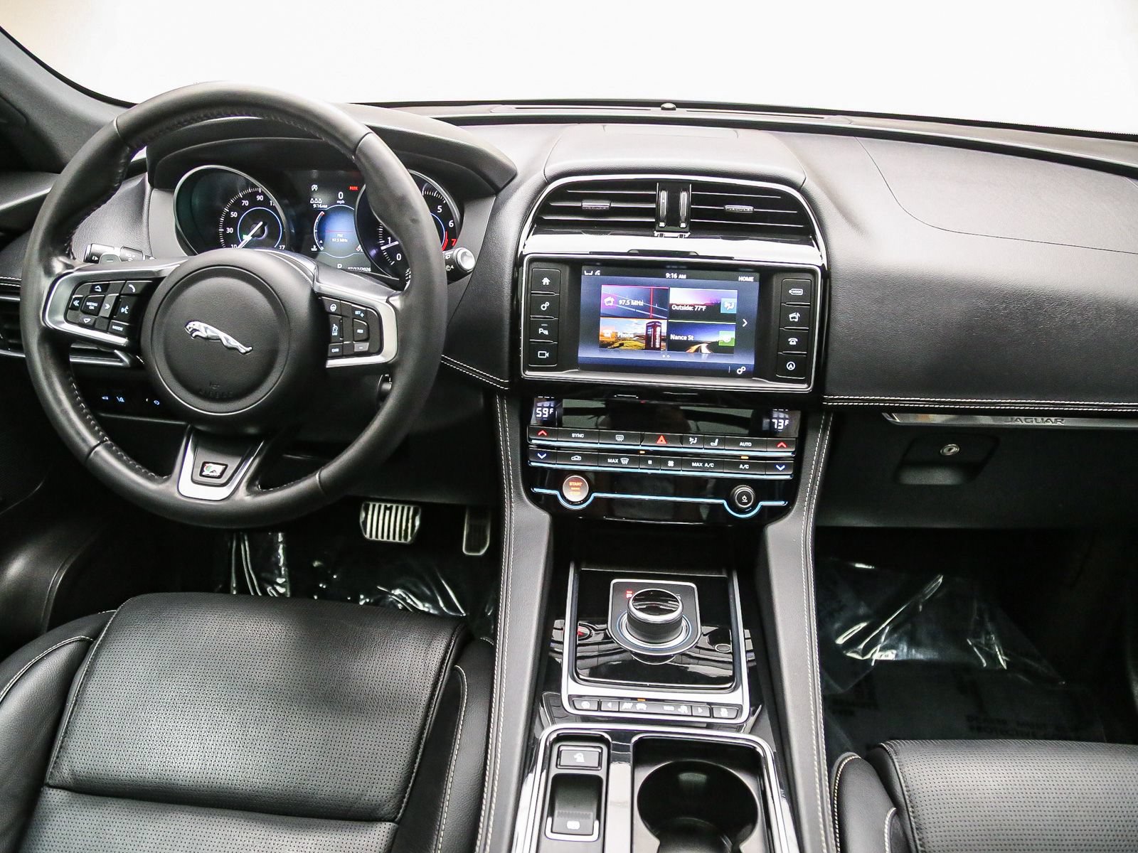 Used 2018 Jaguar F-PACE R-Sport AWD/4WD image 12