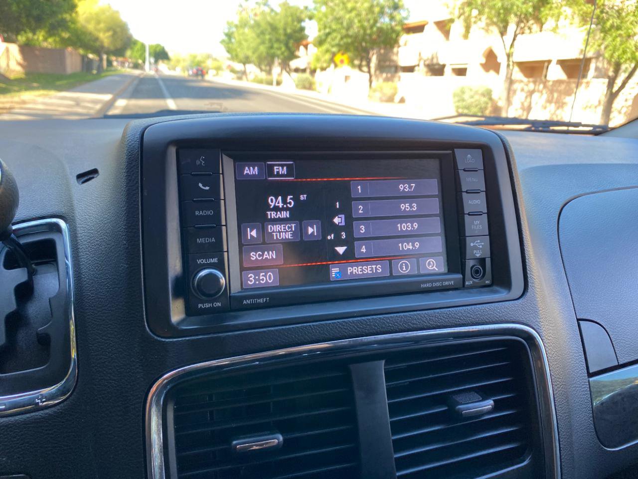 Used 2019 Dodge Grand Caravan SE FWD image 60