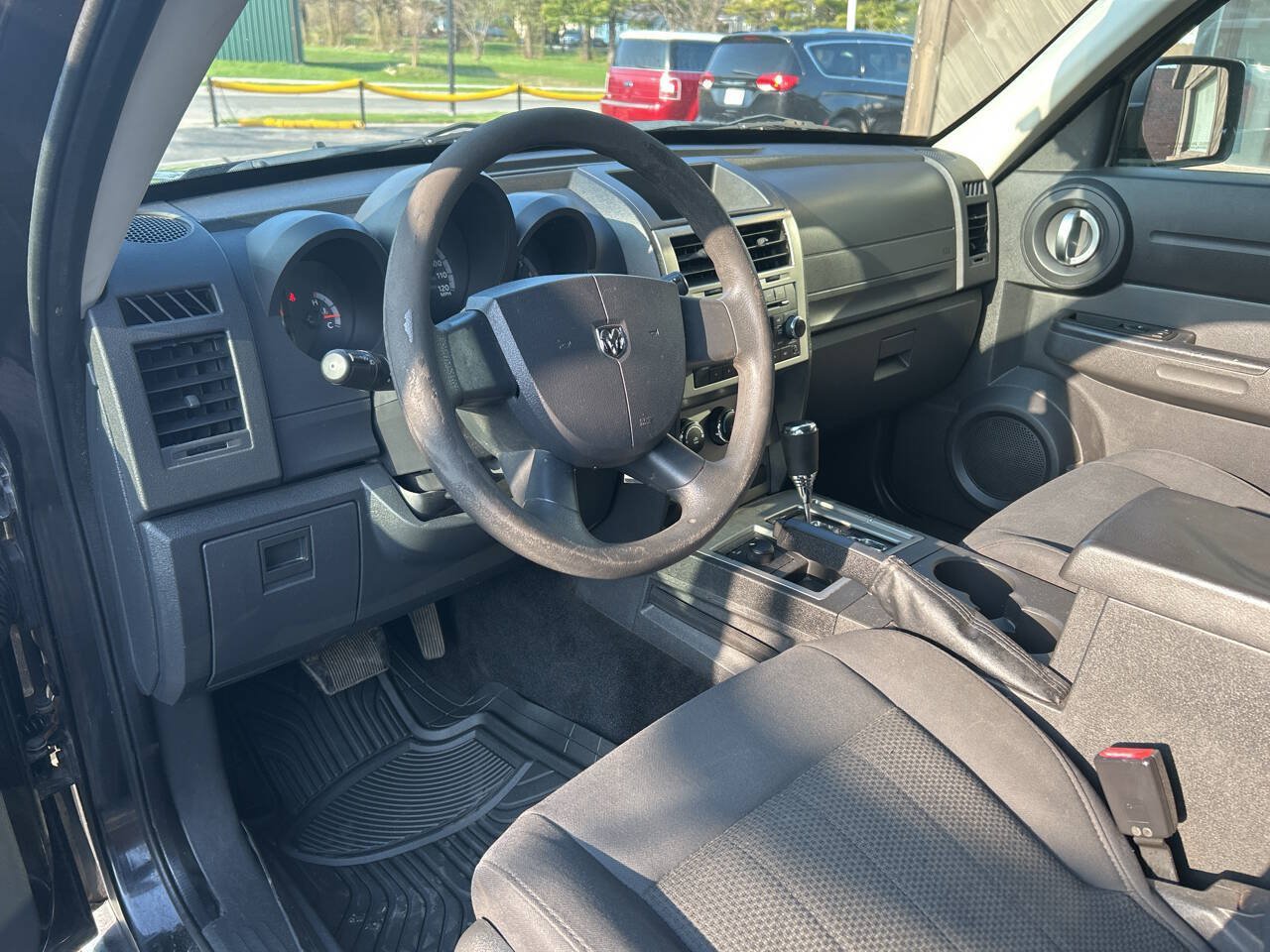 Used 2011 Dodge Nitro Heat AWD/4WD image 10