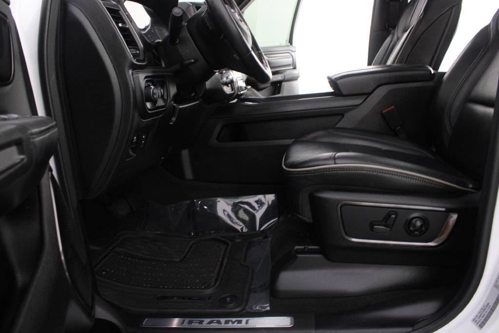 Used 2024 RAM 1500 Limited AWD/4WD image 18
