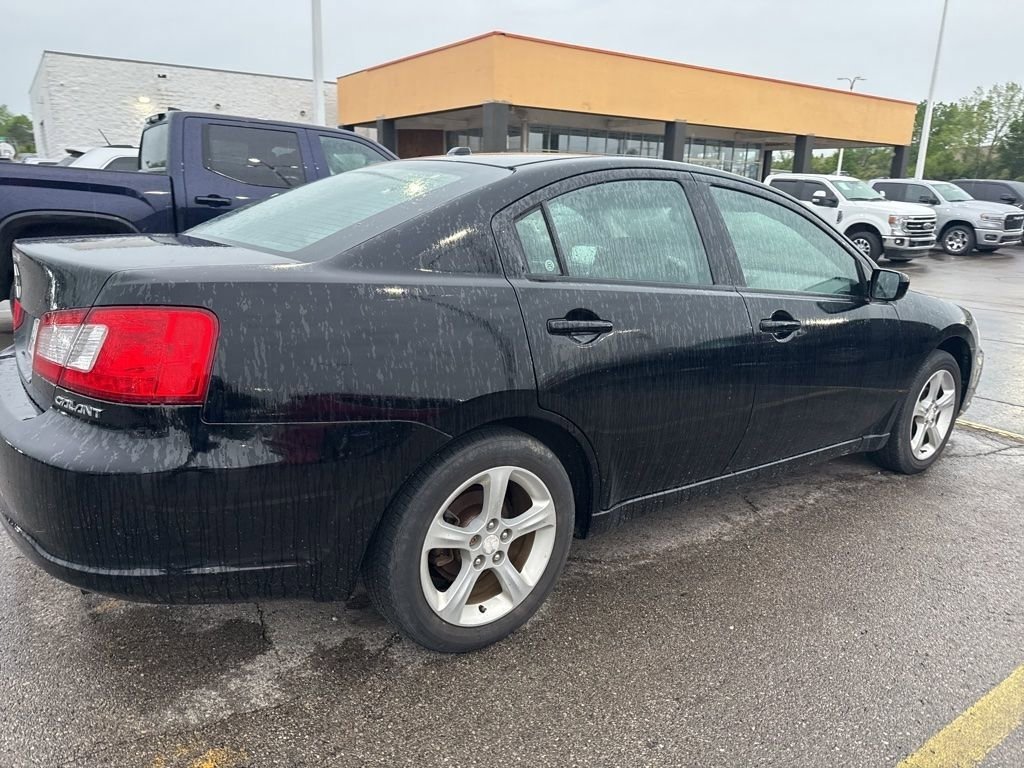 Used 2009 Mitsubishi Galant ES FWD image 5
