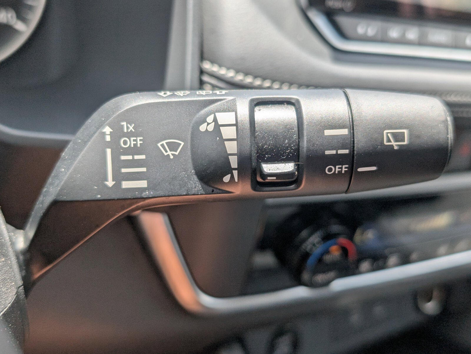 Certified 2024 Nissan Rogue SV image 30