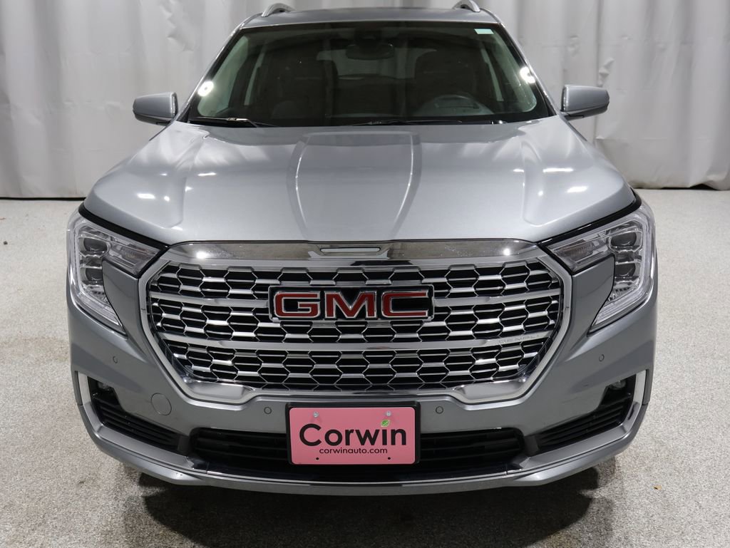 Used 2023 GMC Terrain Denali w/ LPO, Floor Liner Package image 6