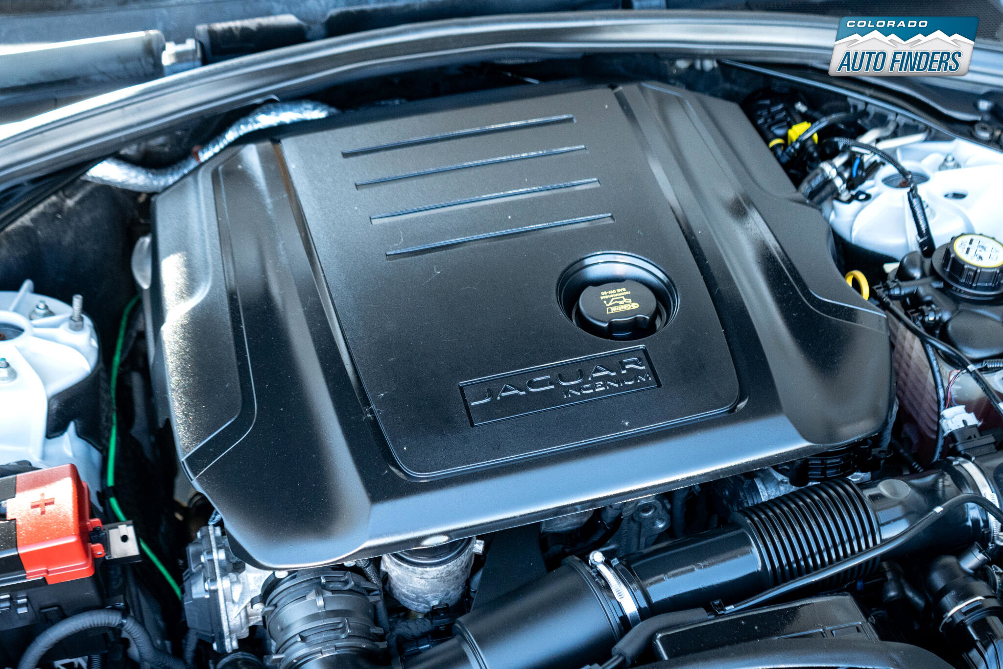 Used 2018 Jaguar F-PACE R-Sport image 30