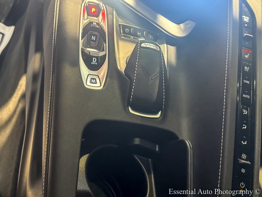 Used 2025 Chevrolet Corvette Stingray Preferred Cpe w/ 2LT image 23