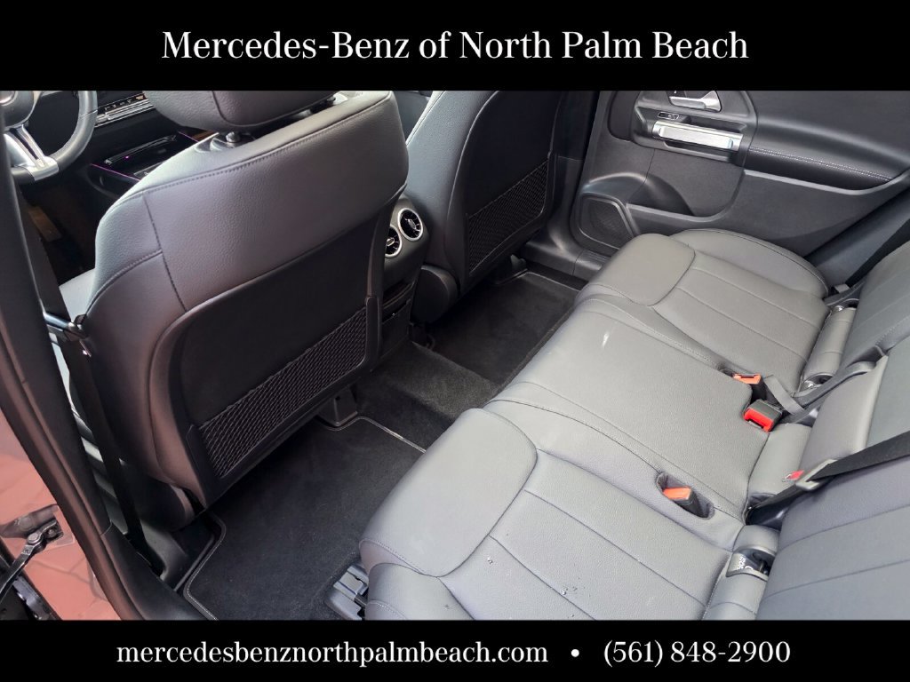Used 2026 Mercedes-Benz GLB 250 image 14