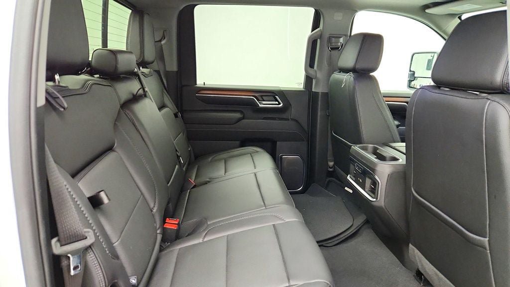 Used 2024 GMC Sierra 2500 Denali w/ Denali Reserve Package AWD/4WD image 22