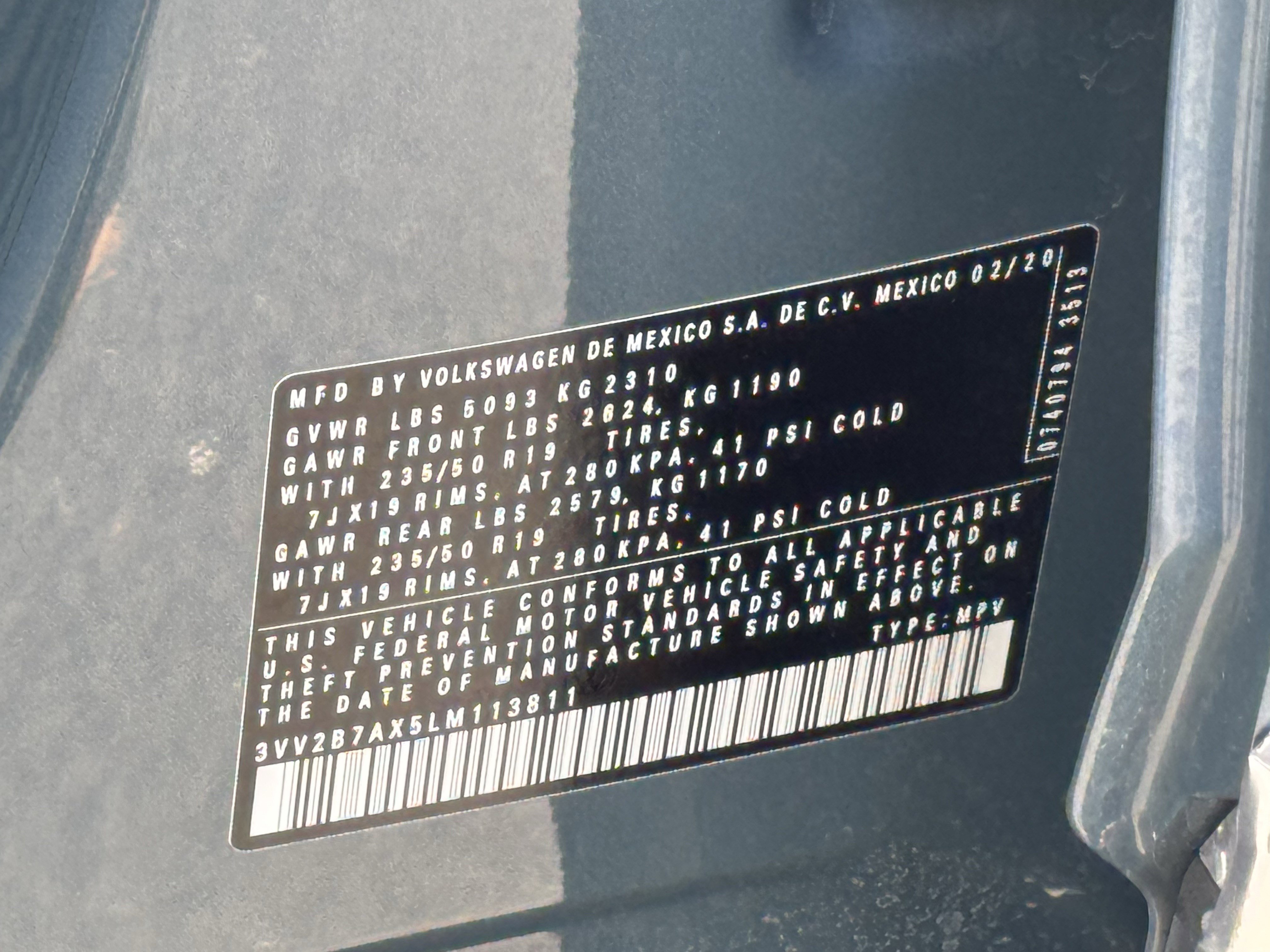 Used 2020 Volkswagen Tiguan SEL image 41