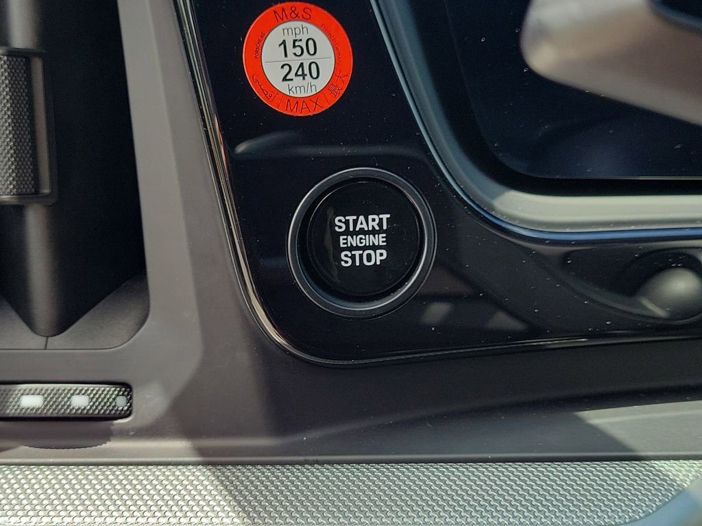 New 2025 Porsche Cayenne image 39