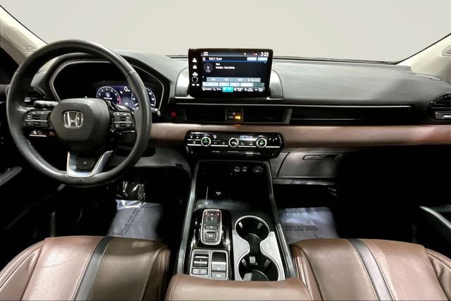 Used 2024 Honda Pilot Elite image 16