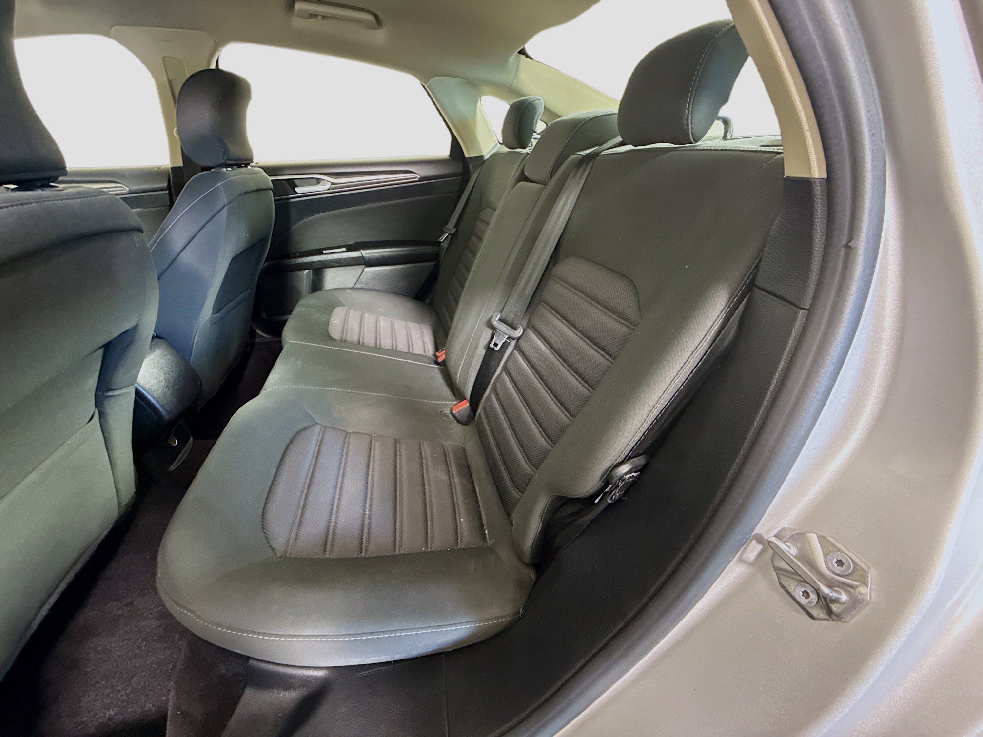 Used 2017 Ford Fusion S w/ Equipment Group 101A FWD image 25
