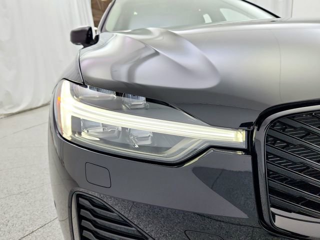 New 2026 Volvo XC60 B5 Plus w/ Protection Package Premier image 30