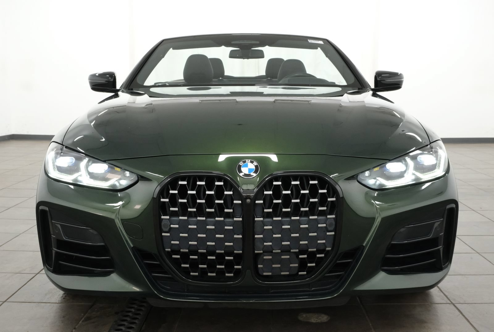 Used 2023 BMW 440i xDrive Convertible w/ Premium Package AWD/4WD image 8