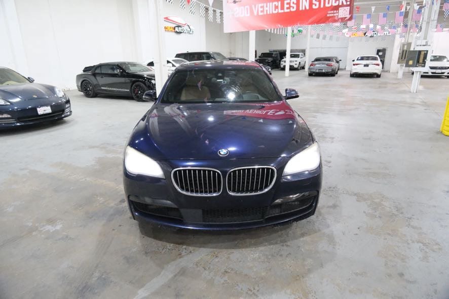 Used 2015 BMW 750Li xDrive AWD/4WD image 3