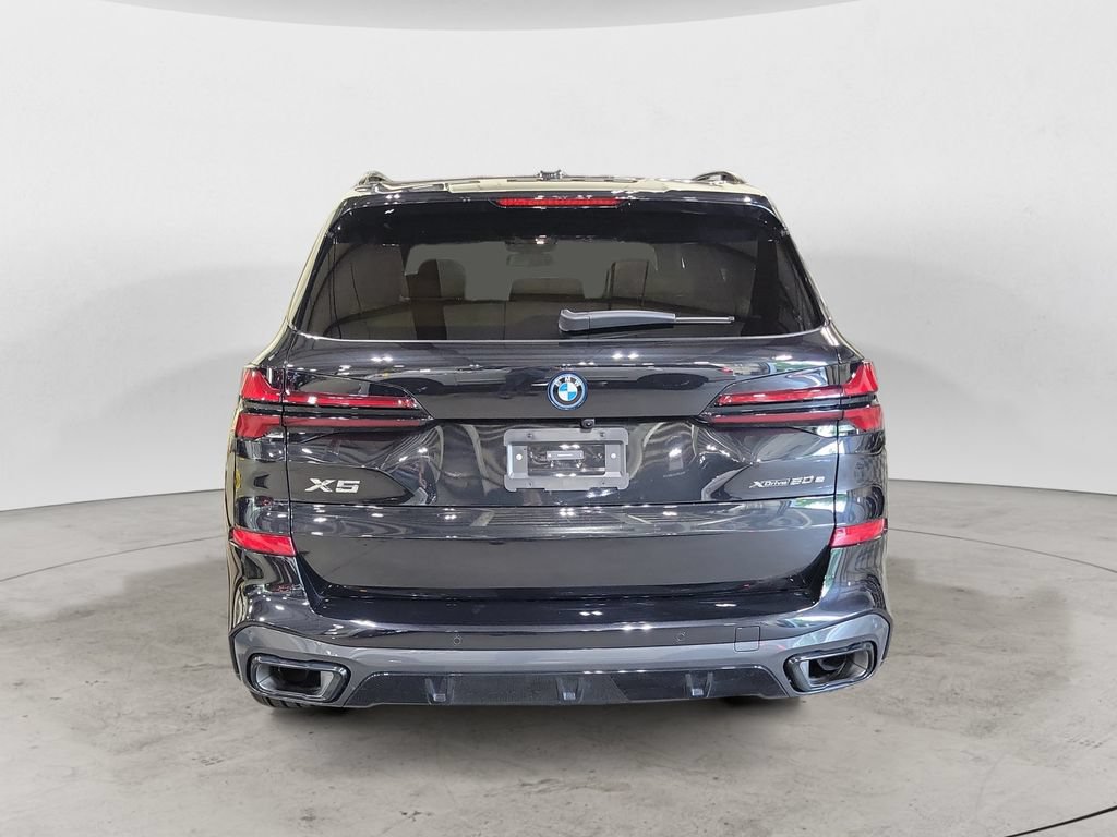 Used 2026 BMW X5 xDrive50e AWD/4WD image 4