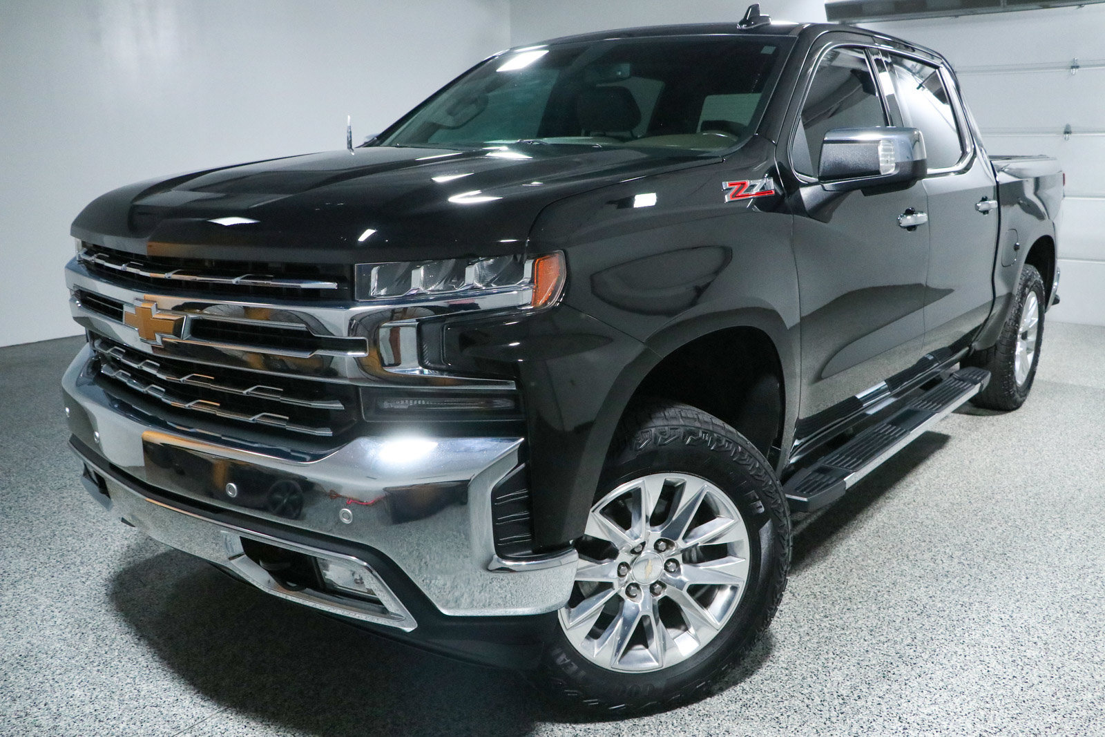 Used 2020 Chevrolet Silverado 1500 LTZ AWD/4WD image 33
