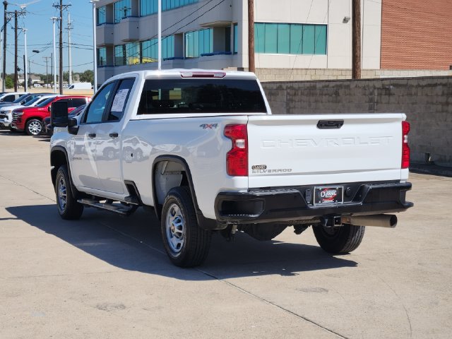 Used 2023 Chevrolet Silverado 2500 W/T w/ WT Convenience Package AWD/4WD image 2