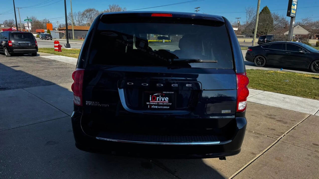 Used 2013 Dodge Grand Caravan SE image 5