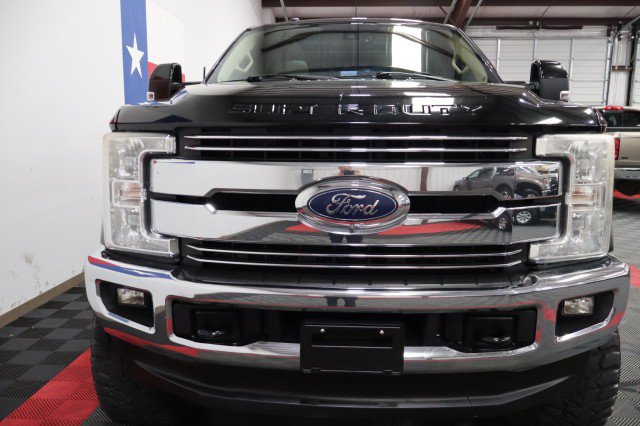 Used 2017 Ford F250 Lariat w/ Lariat Ultimate Package AWD/4WD image 4