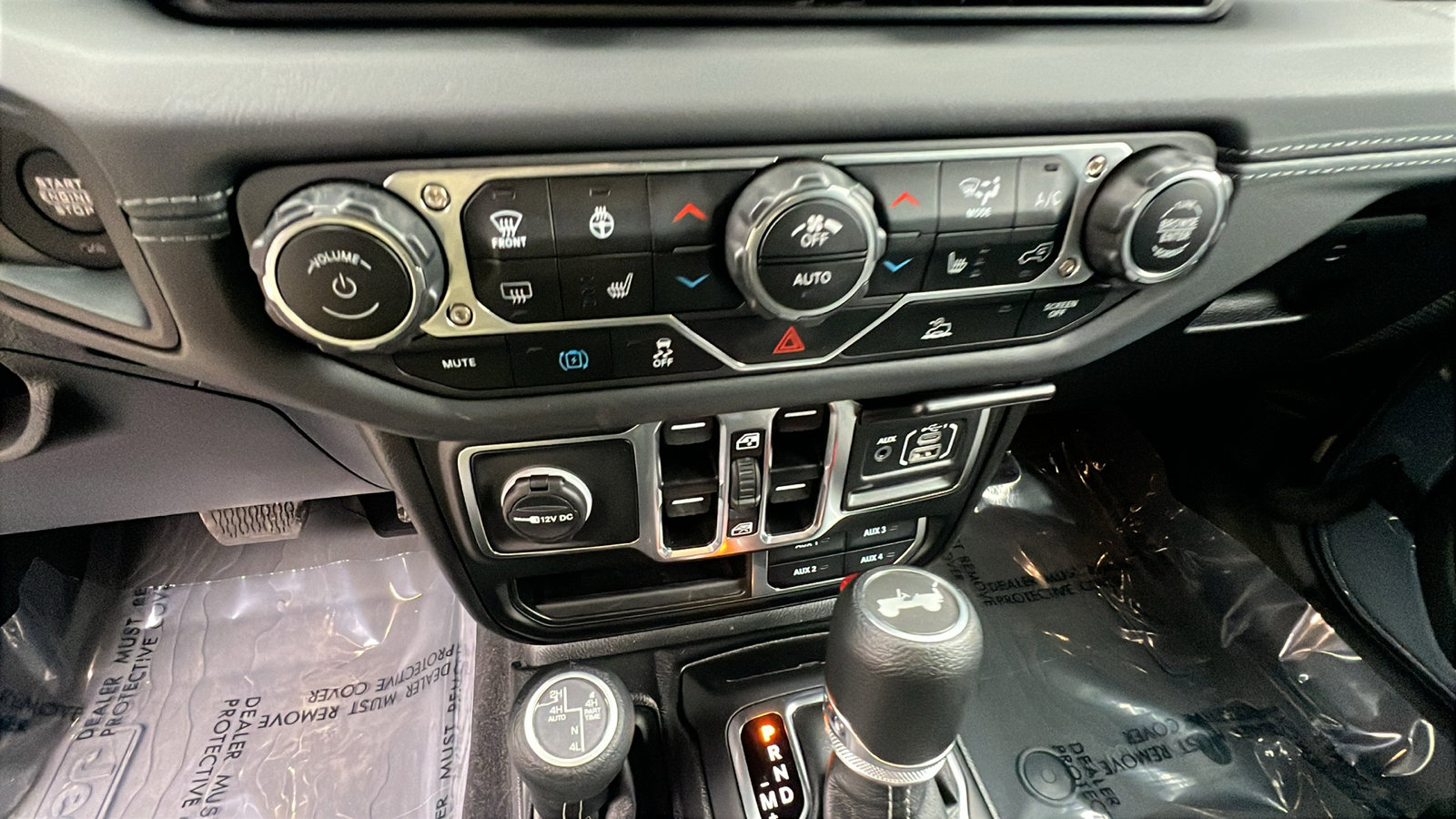 Used 2025 Jeep Wrangler Backcountry 4xe image 32