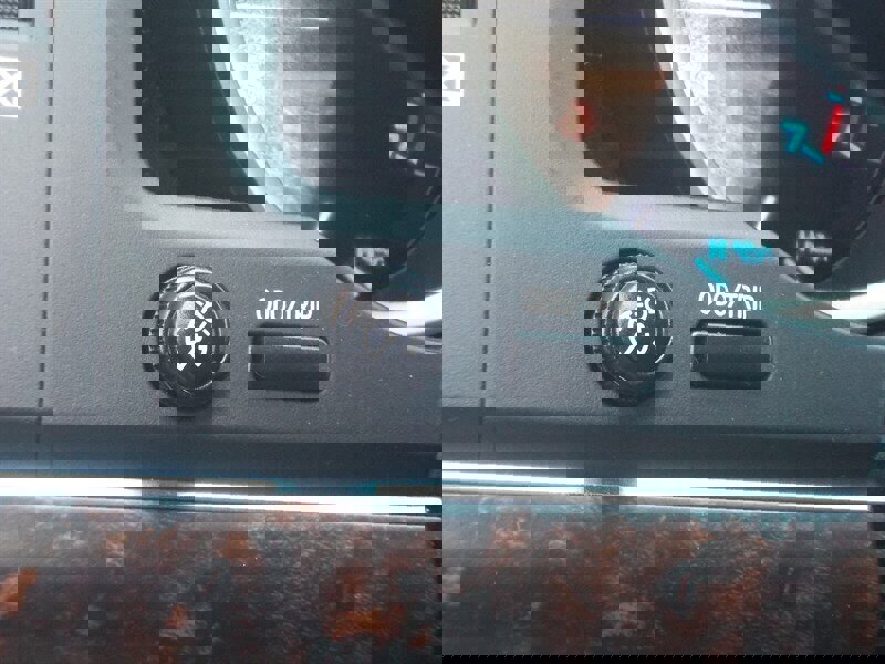 Used 2010 Toyota Land Cruiser image 24