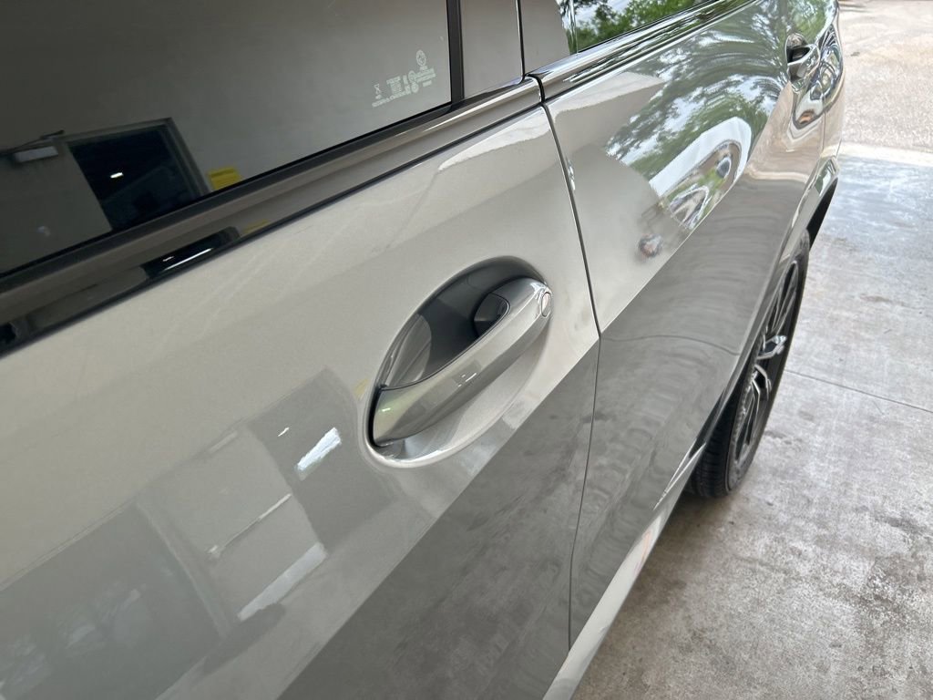 Used 2025 BMW X5 xDrive40i w/ M Sport Package image 15