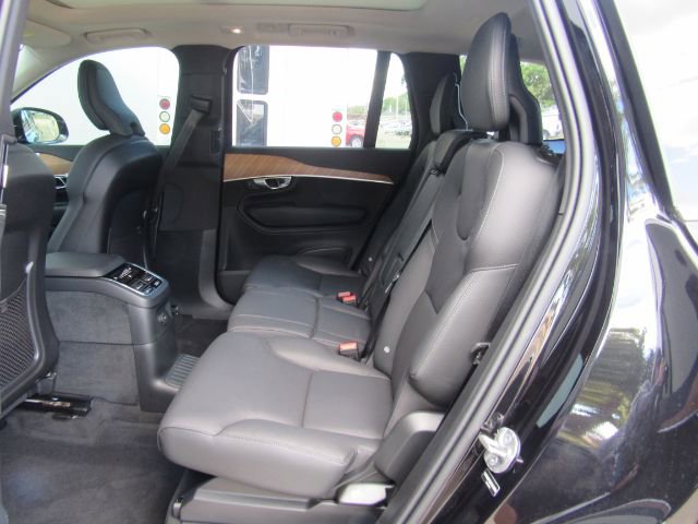 Used 2025 Volvo XC90 T8 Plus w/ Protection Package Premier image 22