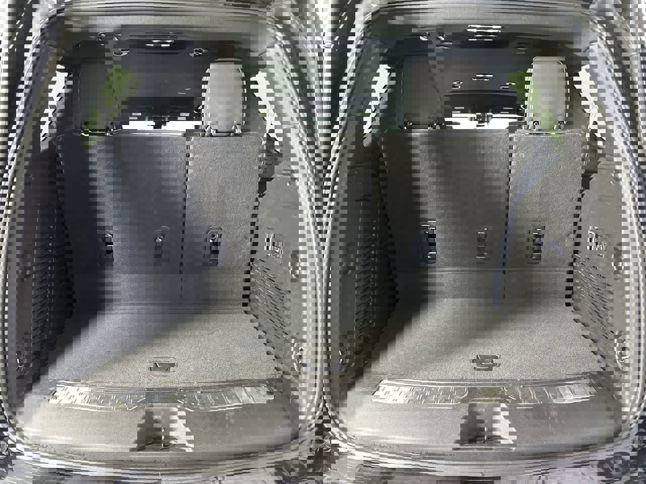 Used 2025 GMC Yukon Denali image 22