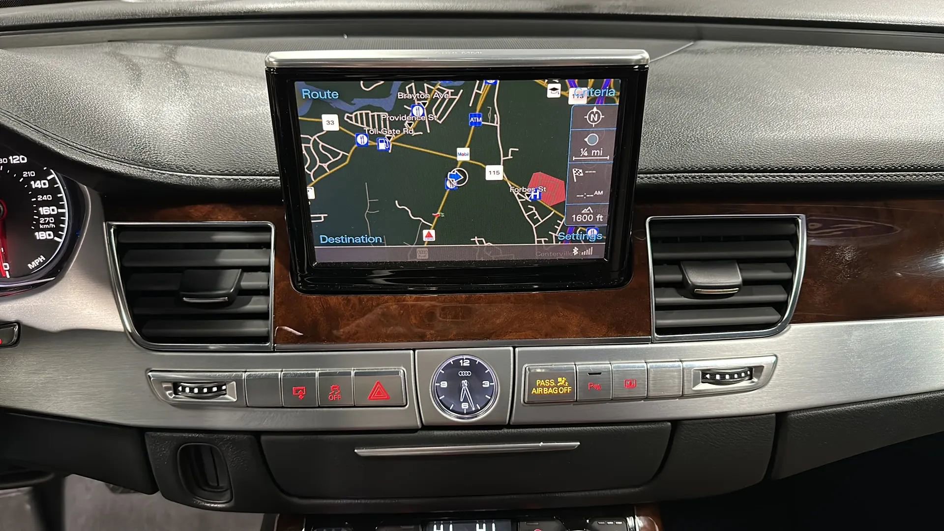 Used 2011 Audi A8 4.2 image 22