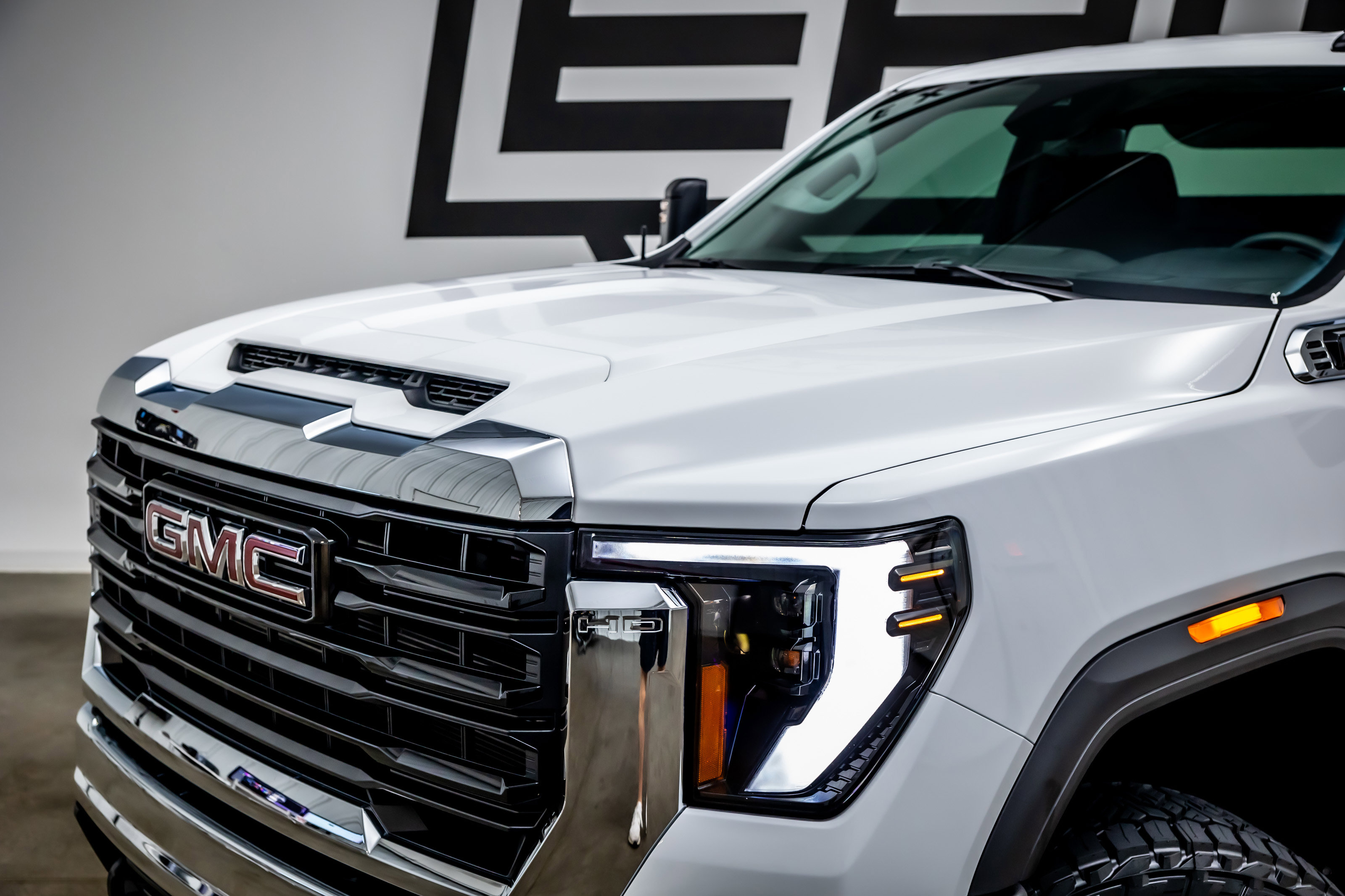 Used 2025 GMC Sierra 2500 Pro w/ Snow Plow Prep/Camper Package image 21