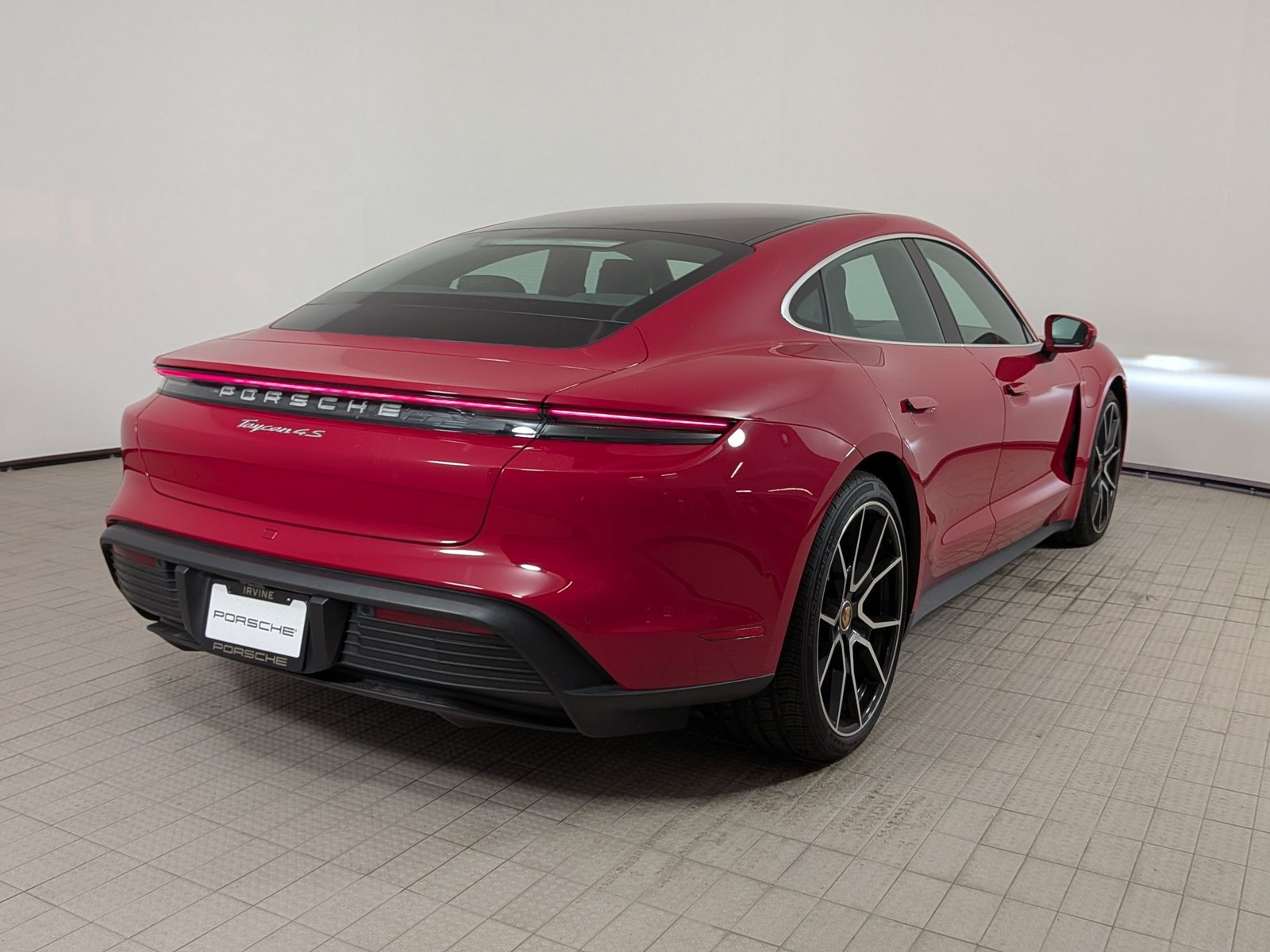 New 2024 Porsche Taycan 4S AWD/4WD image 9
