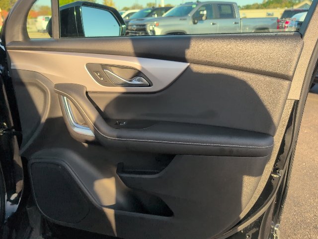 Used 2024 Chevrolet Blazer LT w/ Convenience Package FWD image 42