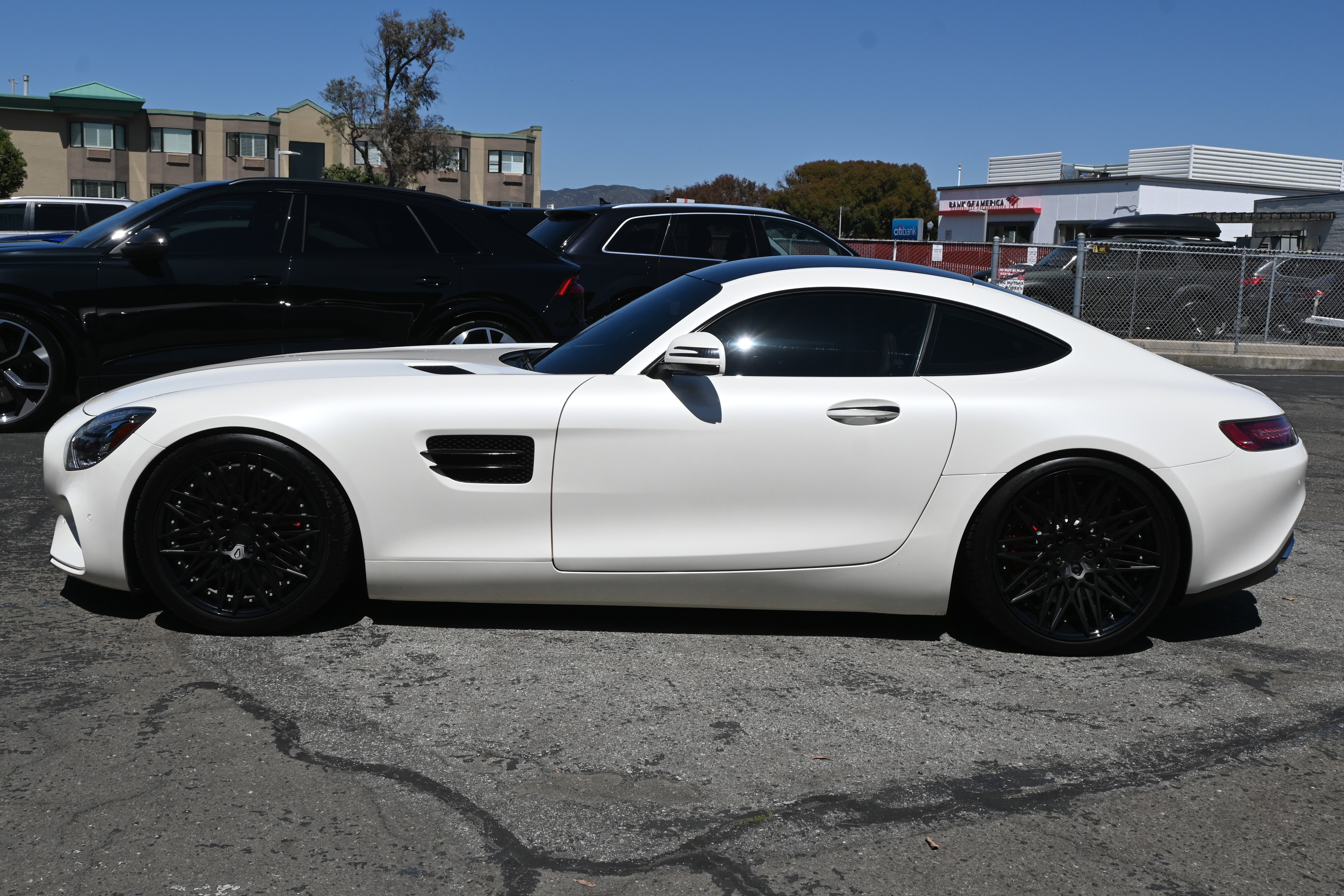 Used 2016 Mercedes-Benz AMG GT S image 2