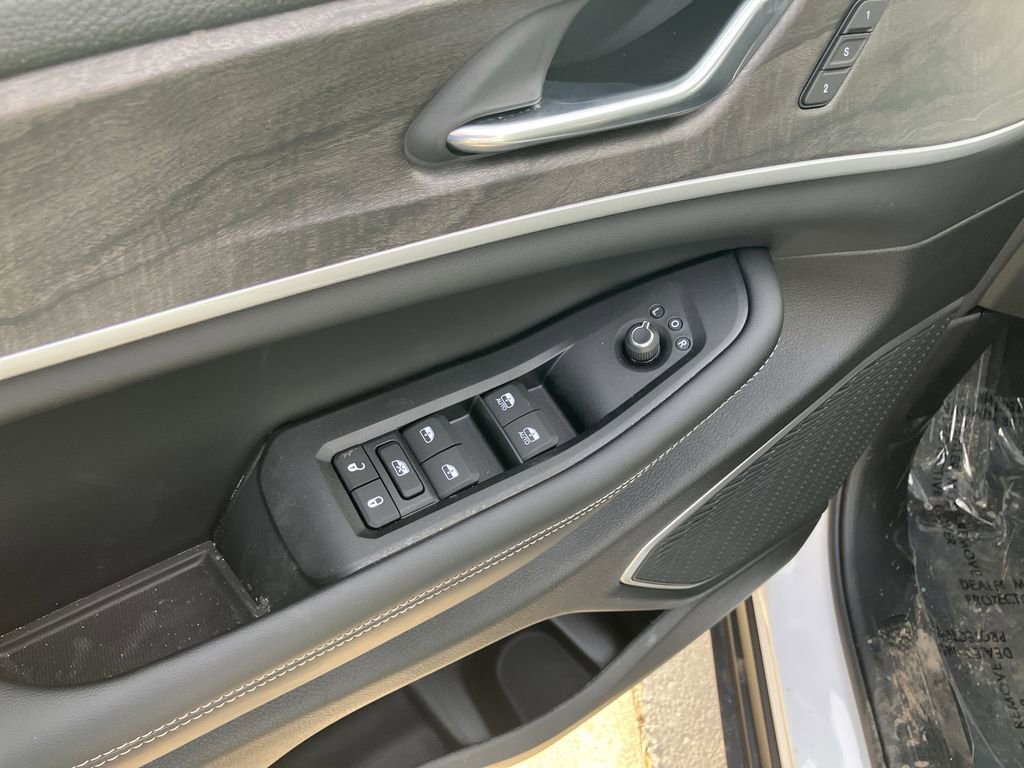 New 2026 Jeep Grand Cherokee Limited AWD/4WD image 15